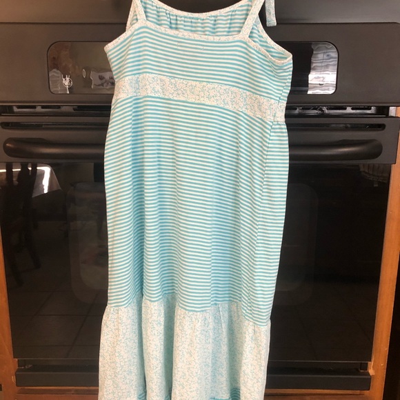 Girl’s dress - Picture 2 of 4